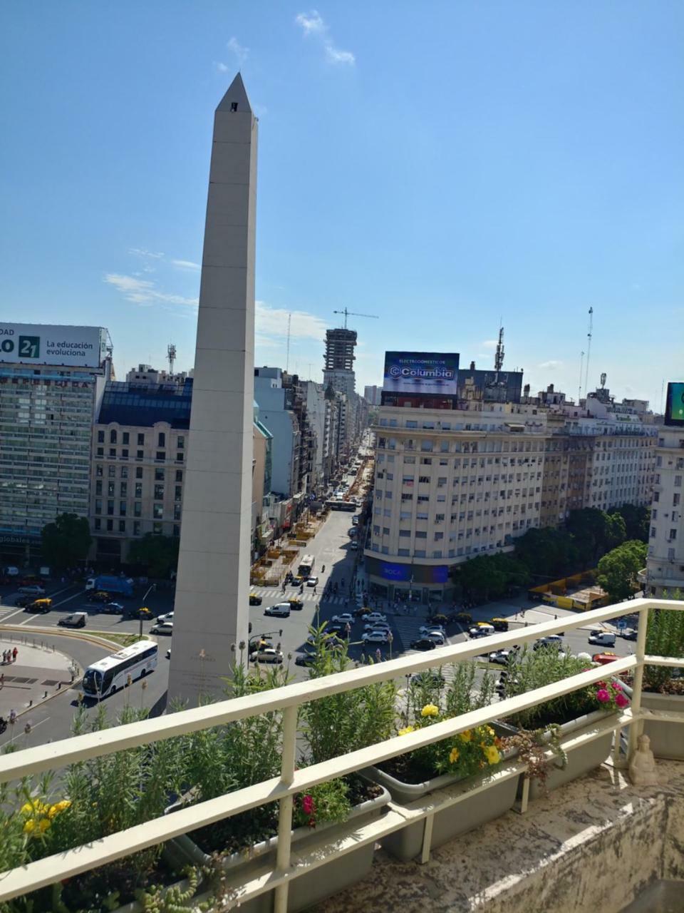 Penthouse Frente Al Obelisco Con Terraza Buenos Aires Exterior foto