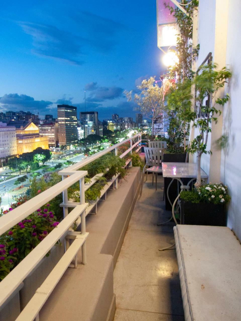 Penthouse Frente Al Obelisco Con Terraza Buenos Aires Exterior foto