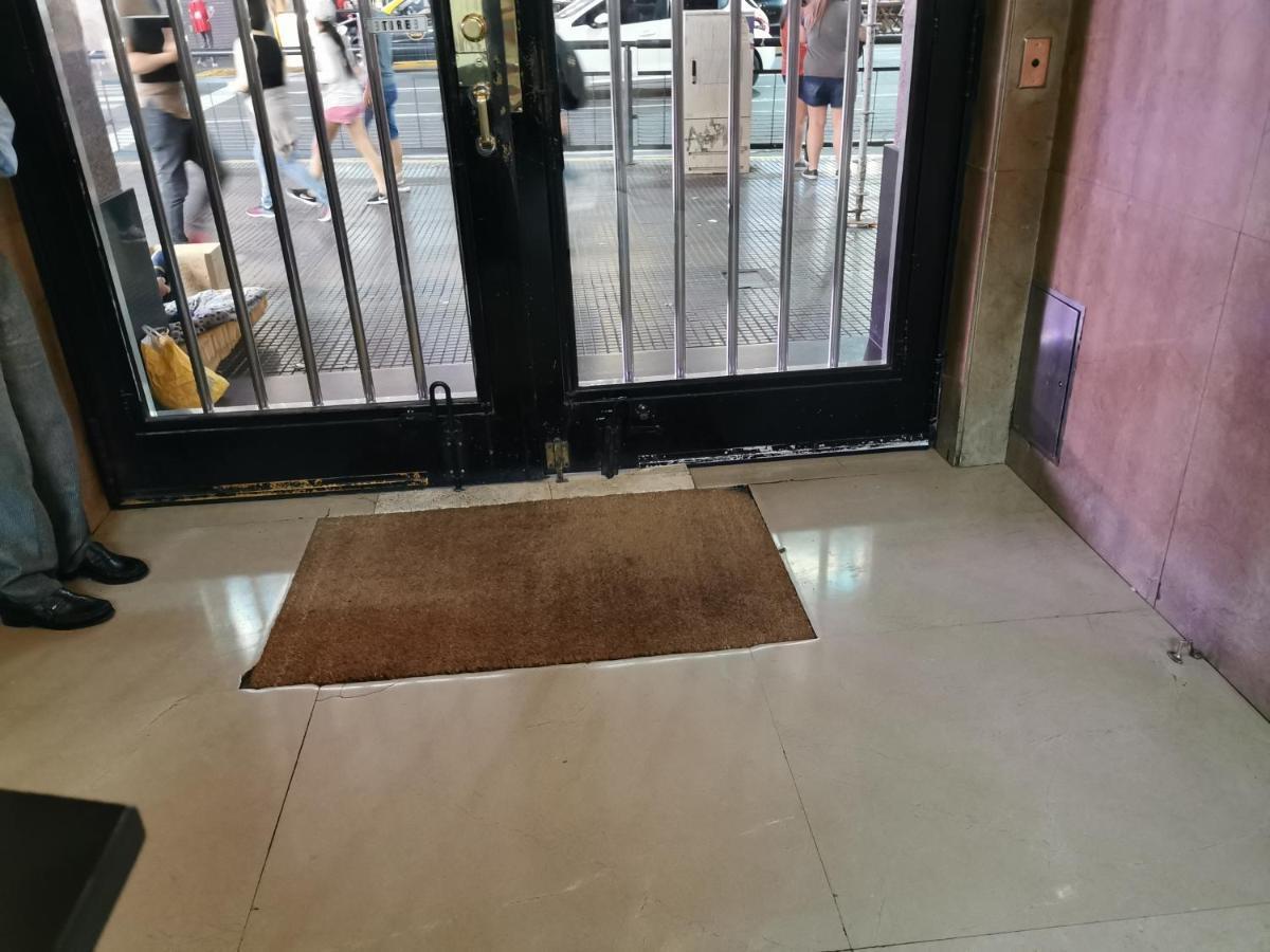 Penthouse Frente Al Obelisco Con Terraza Buenos Aires Exterior foto